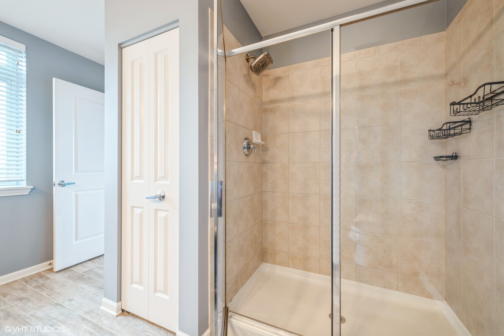 1199 East Port Clinton Road, Unit 504 Vernon Hills, IL 60061 - Photo 10 of 21