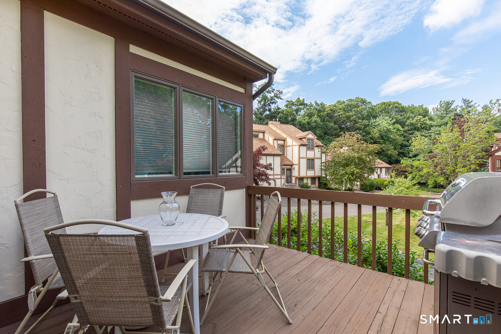 690 Forest Road, Unit 791 West Haven, CT 06516 - Photo 11 of 31 Outdoor dining is a breeze!