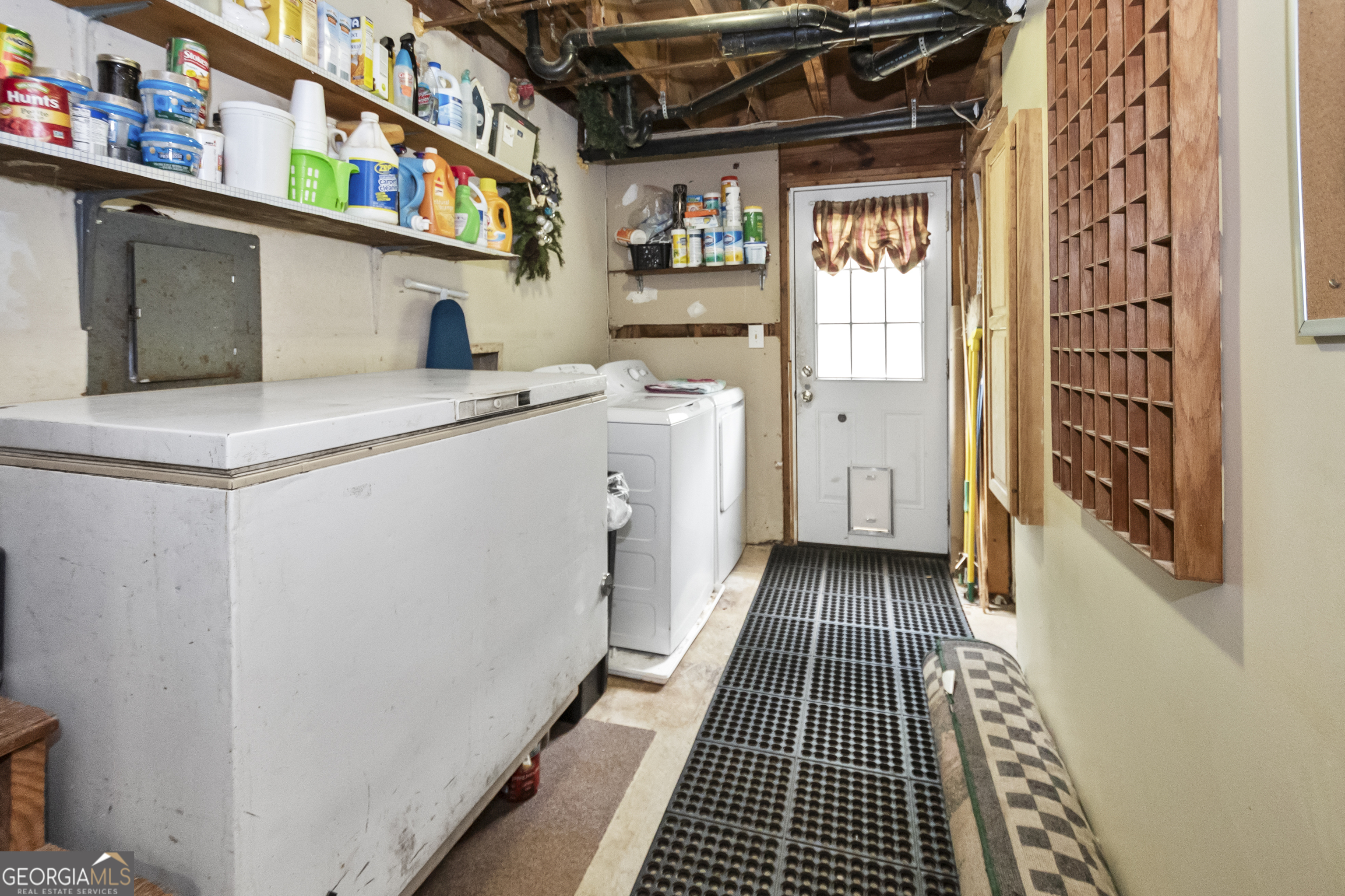 1972 Cox Drive Austell, GA 30168 - Photo 24 of 40 a utility room with dryer and washer