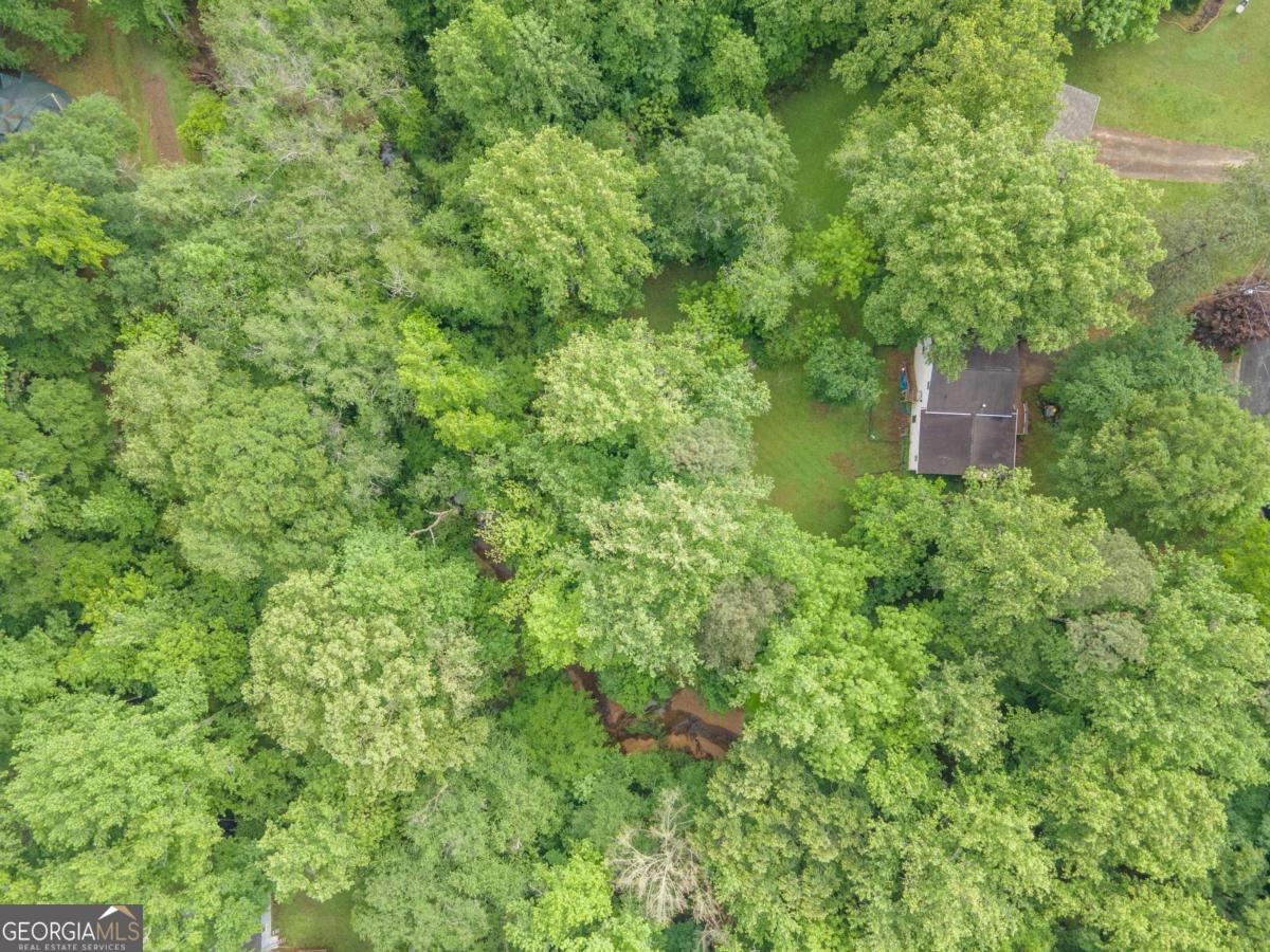 1972 Cox Drive Austell, GA 30168 - Photo 38 of 40 a view of a lush green field