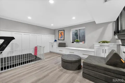 $1,349,000 | 13 Berkshire Drive, St. Louis, MO 63117