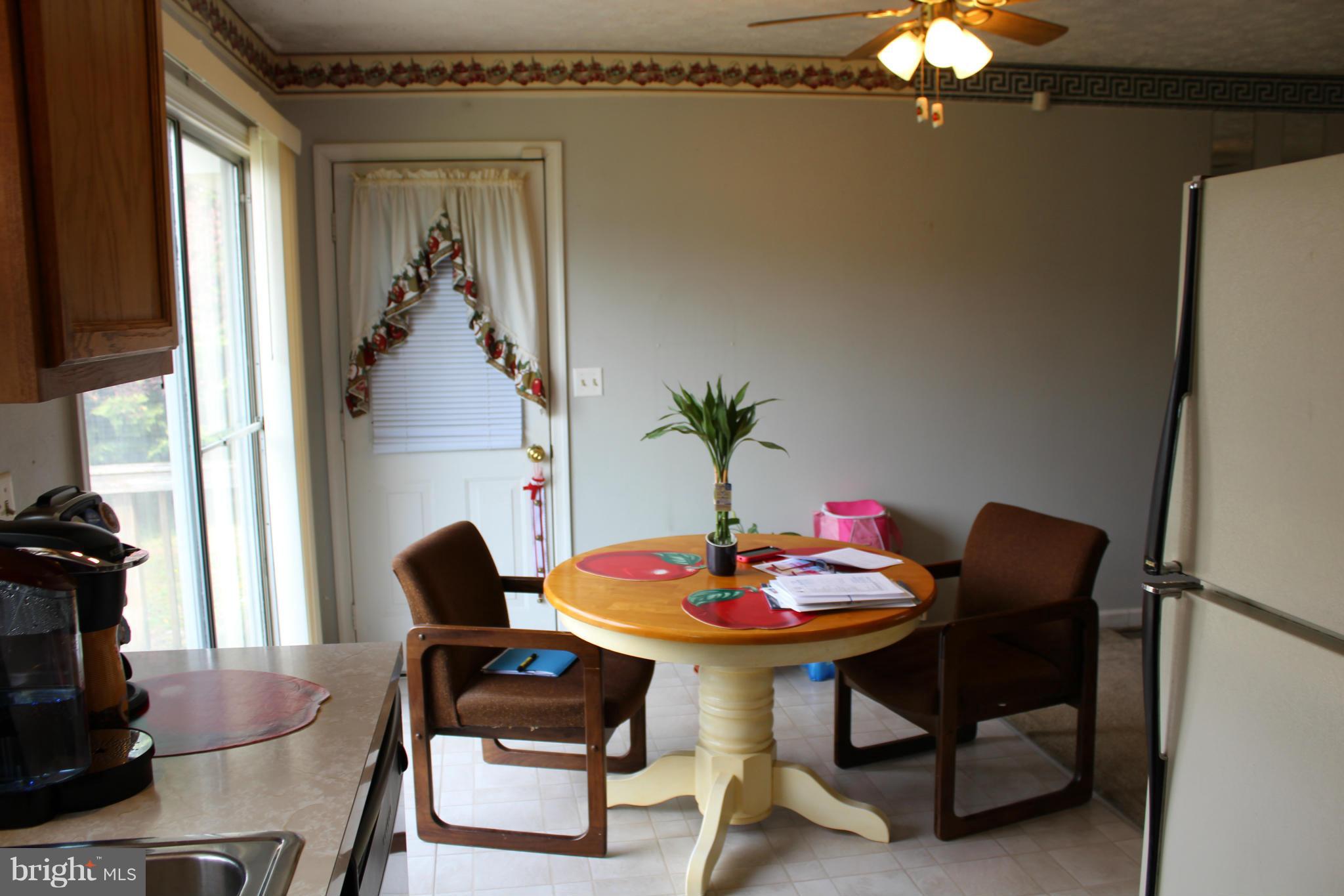 72 Declaration Drive Inwood, WV 25428 - Photo 15 of 29 Dining Room