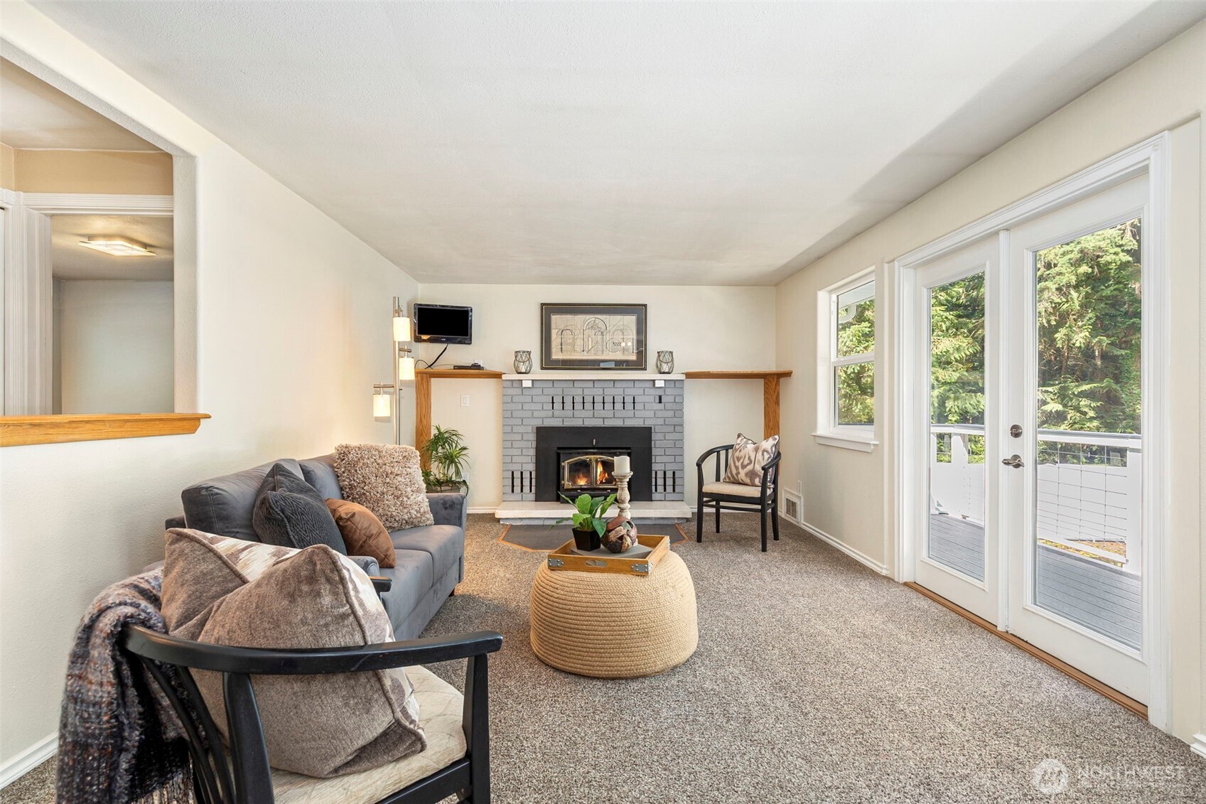 8045 Southeast Willock Road Olalla, WA 98359 - Photo 3 of 35 Gallery Image 3