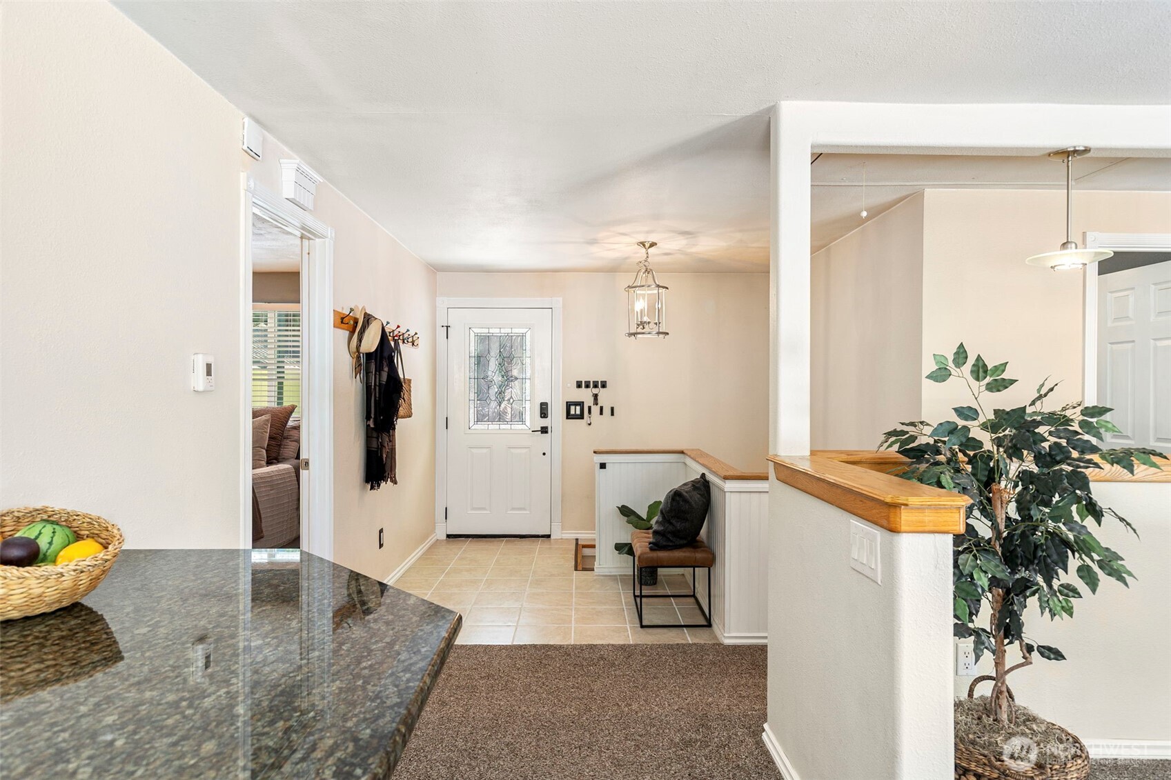 8045 Southeast Willock Road Olalla, WA 98359 - Photo 10 of 35 Gallery Image 10