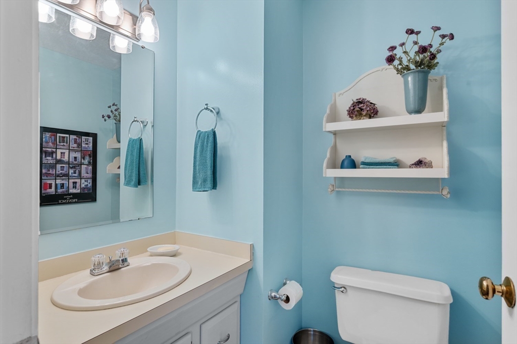 98 Village Post Road, Unit 98 Danvers, MA 01923 - Photo 8 of 27