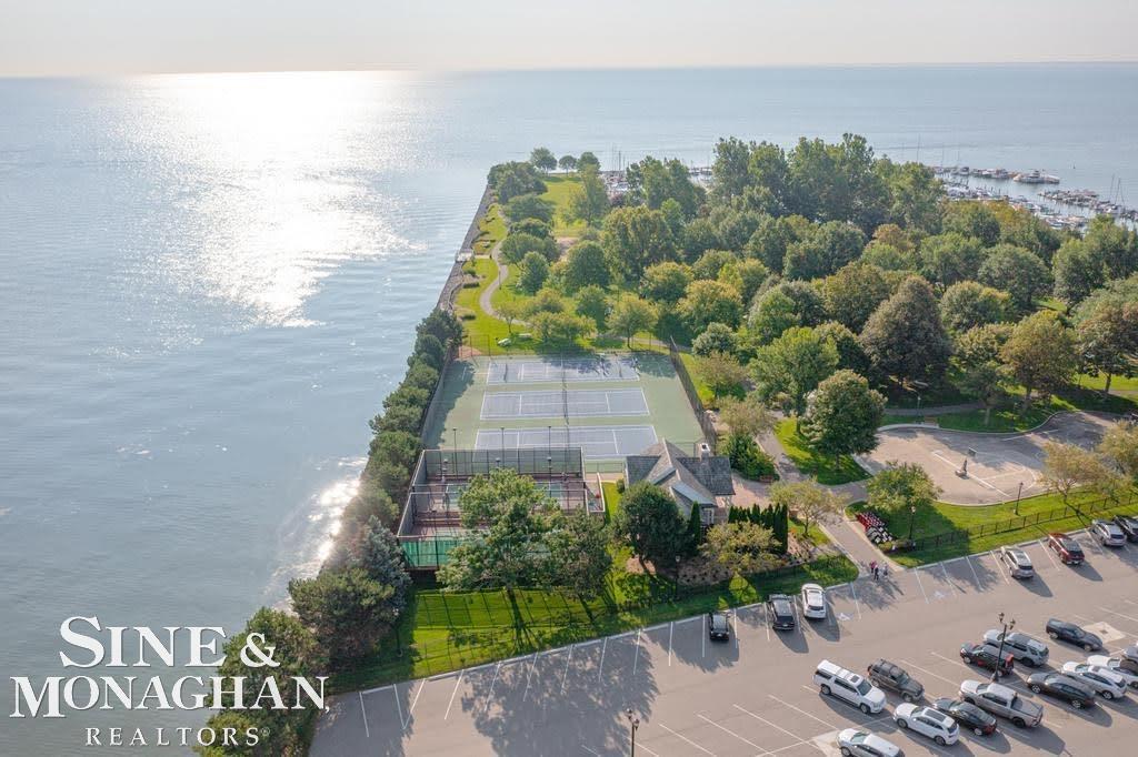 318 Kerby Road Grosse Pointe, MI 48236 - Photo 35 of 47 50204687-549186a4-22ed-419e-945d-3917f5f74373.JPG