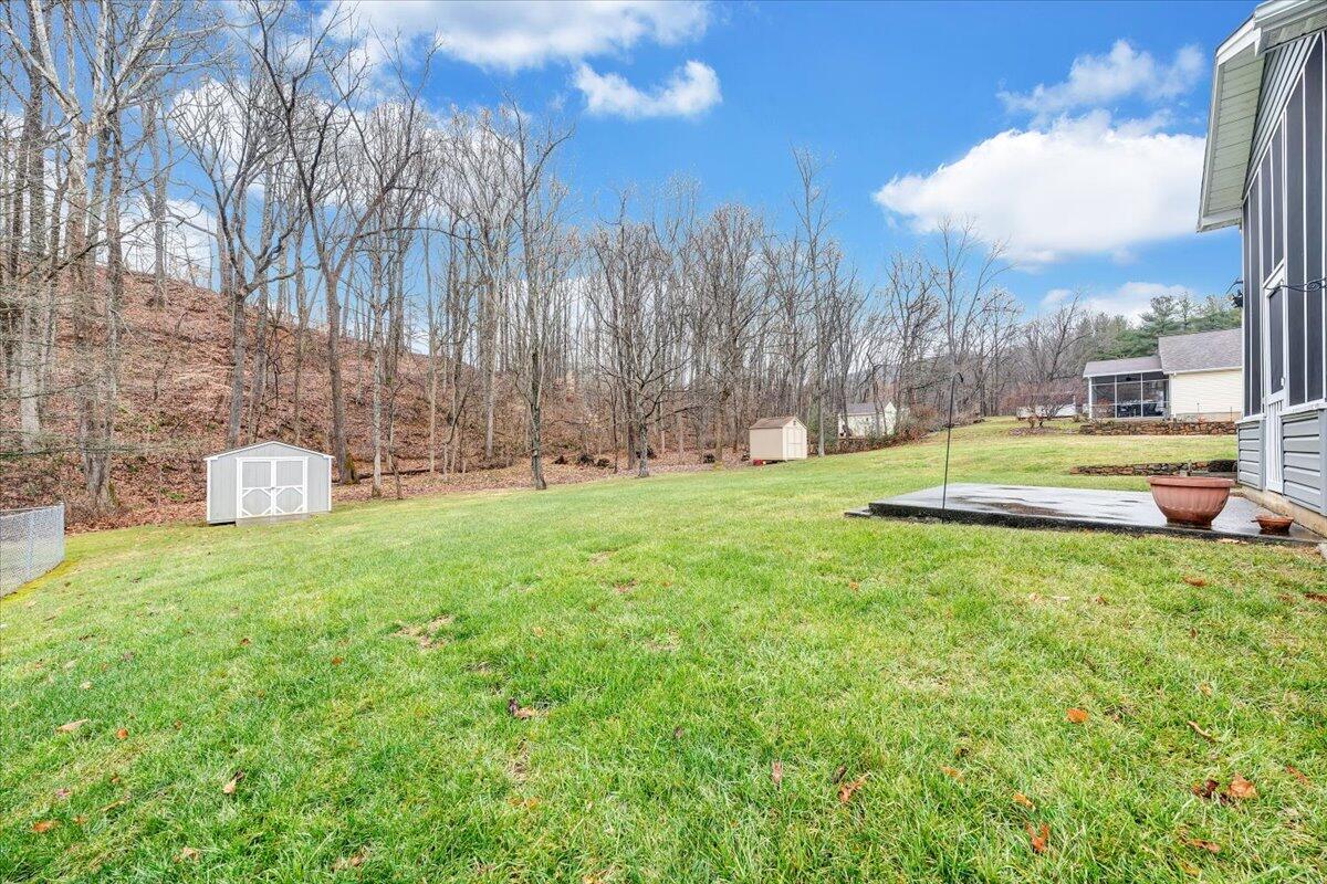 4202 Daugherty Road Salem, VA 24153 - Photo 30 of 38 a view of a park with large trees