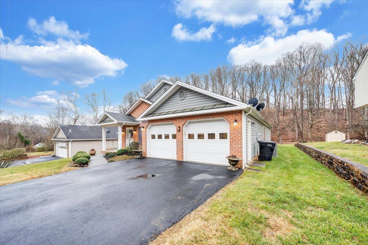 4202 Daugherty Road Salem, VA 24153 - Photo 38 of 38 a view of a house with a yard