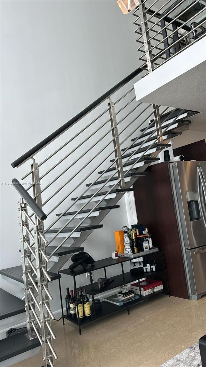 41 Southeast 5th Street, Unit 2011 Miami, FL 33131 - Photo 17 of 38