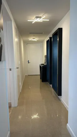 $480,000 | 41 Southeast 5th Street, Unit 2011, Miami, FL 33131