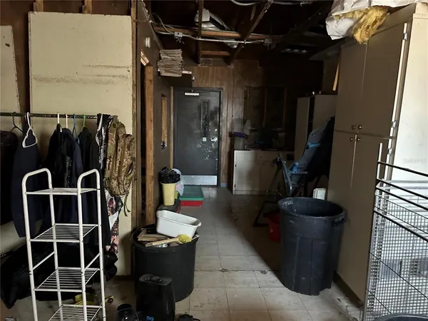 a view of walk in closet