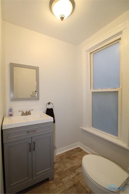 708 South River Road Waterville, OH 43566 - Photo 17 of 36 Gallery Image 17