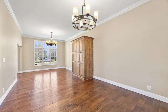 $460,000 | 8 Burgundy Court, Bloomington, IL 61704