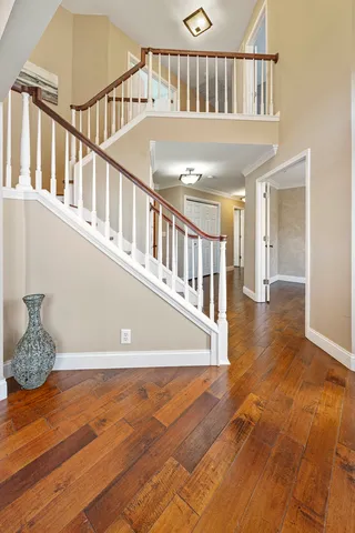 $460,000 | 8 Burgundy Court, Bloomington, IL 61704