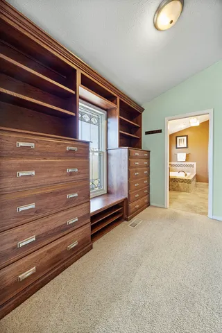 $460,000 | 8 Burgundy Court, Bloomington, IL 61704