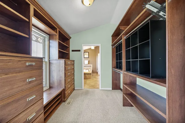 $460,000 | 8 Burgundy Court, Bloomington, IL 61704