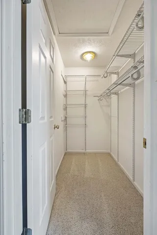 $460,000 | 8 Burgundy Court, Bloomington, IL 61704