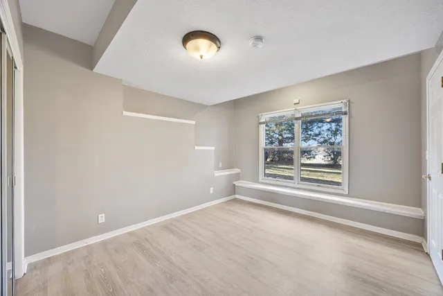 $460,000 | 8 Burgundy Court, Bloomington, IL 61704