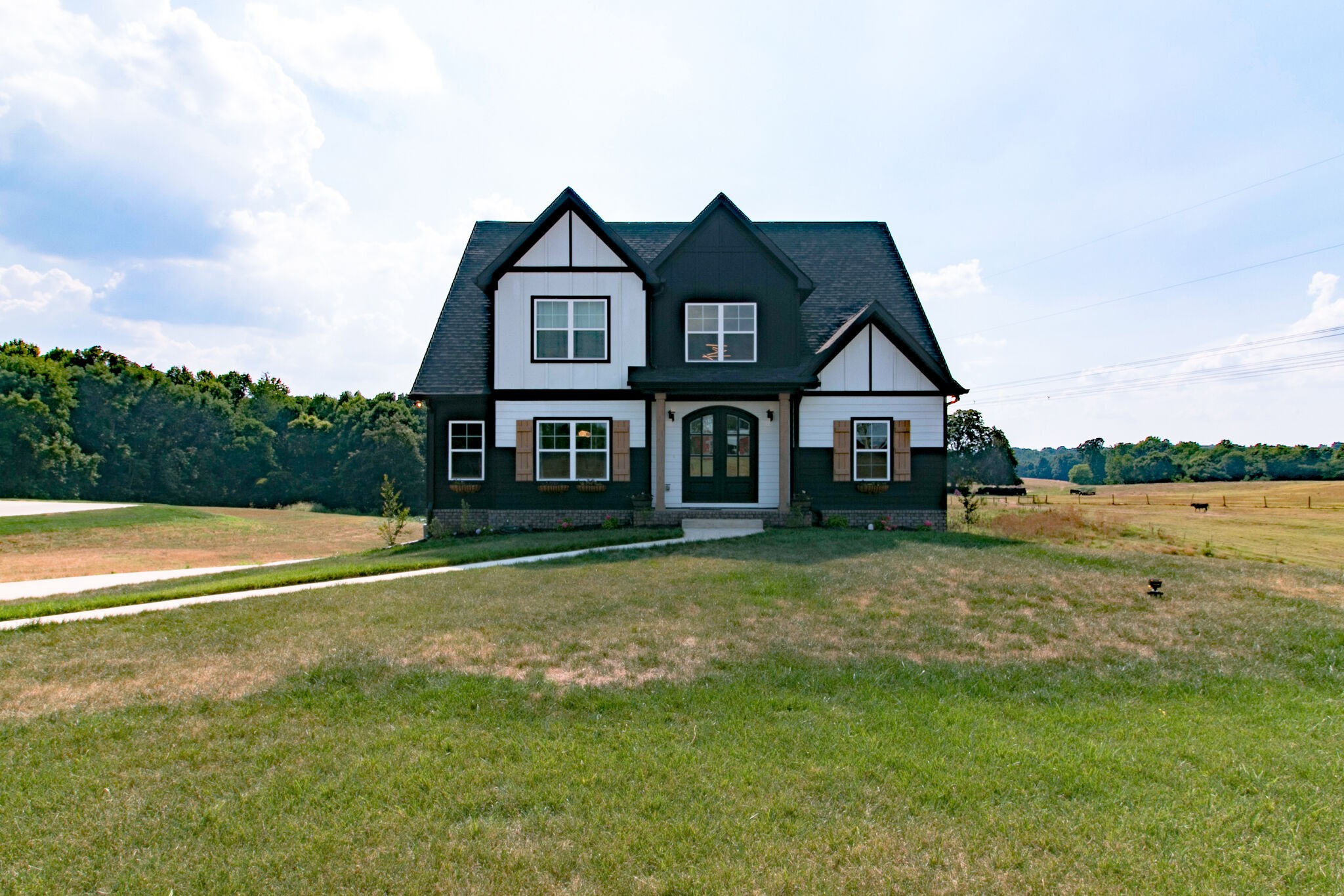 1940 Hickory Point Road Clarksville, TN 37043 - Photo 1 of 48 a front view of a house with a yard