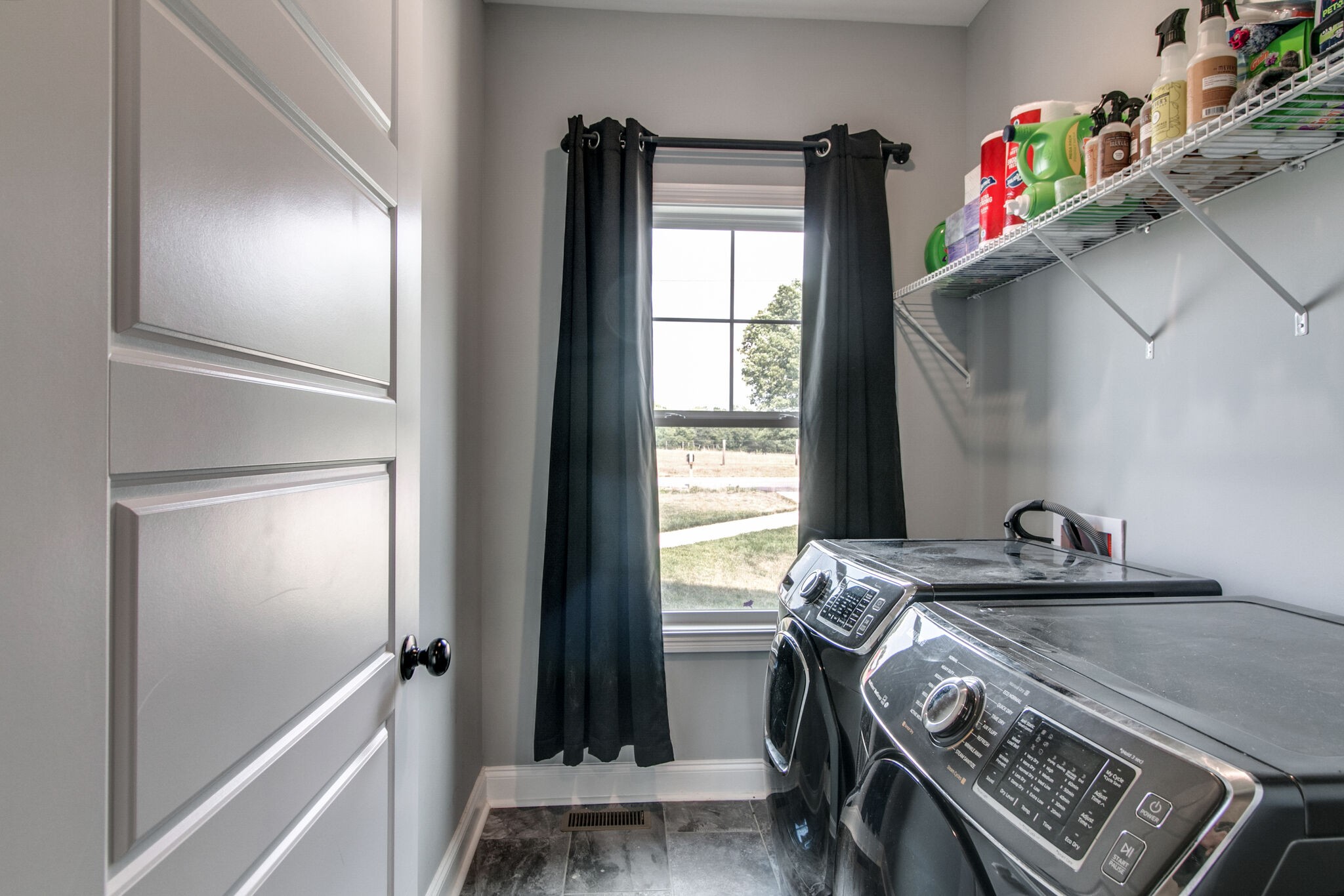 1940 Hickory Point Road Clarksville, TN 37043 - Photo 21 of 48 a utility room with dryer and washer