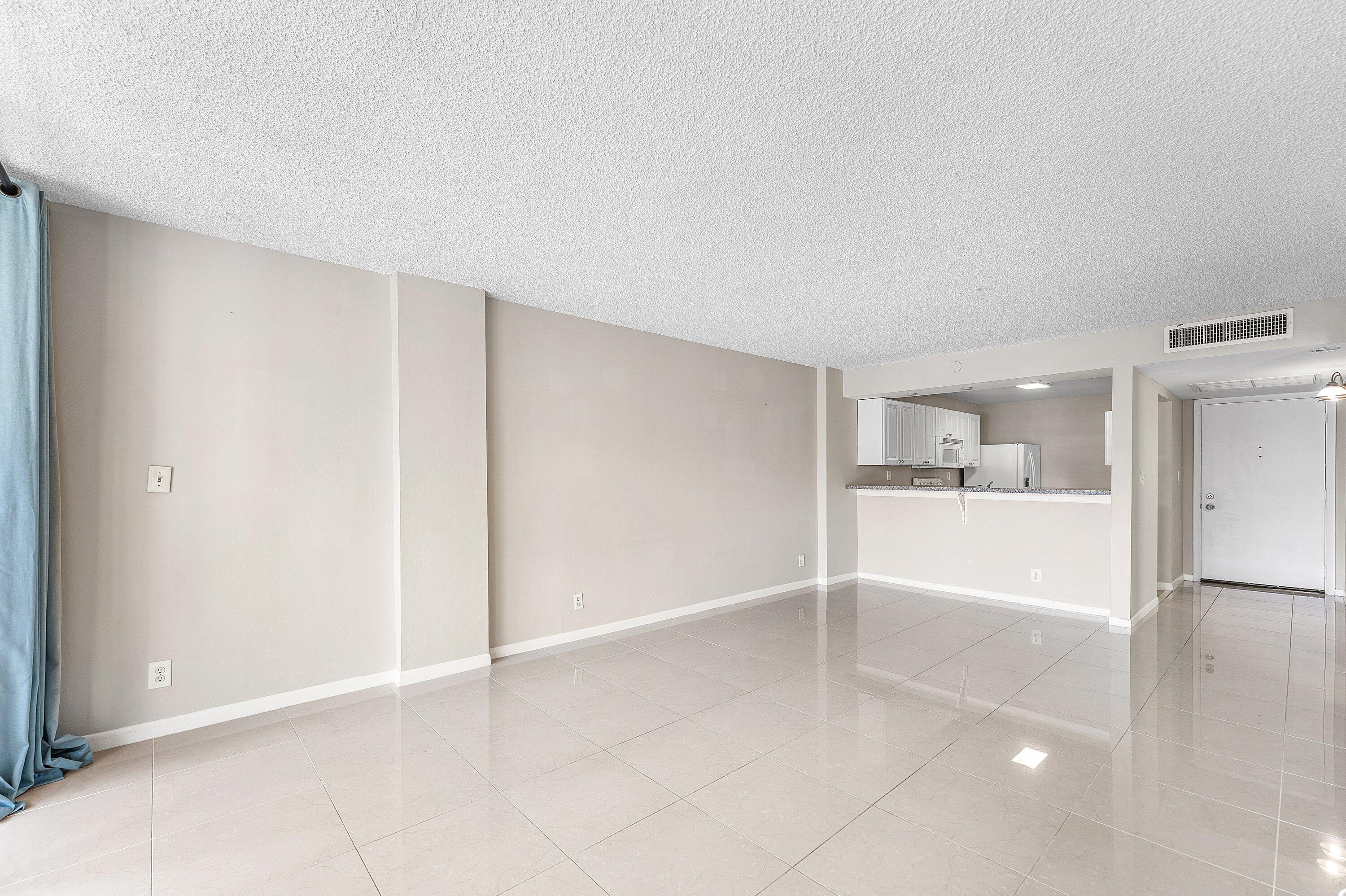 10 Royal Palm Way, Unit 203 Boca Raton, FL 33432 - Photo 17 of 45 011-10RoyalPalmWay-203-BocaRaton-FL-3343