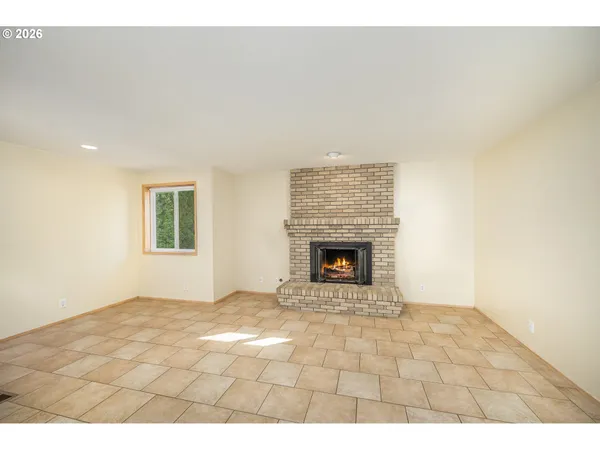 $715,000 | 1625 Victorian Way, Eugene, OR 97401