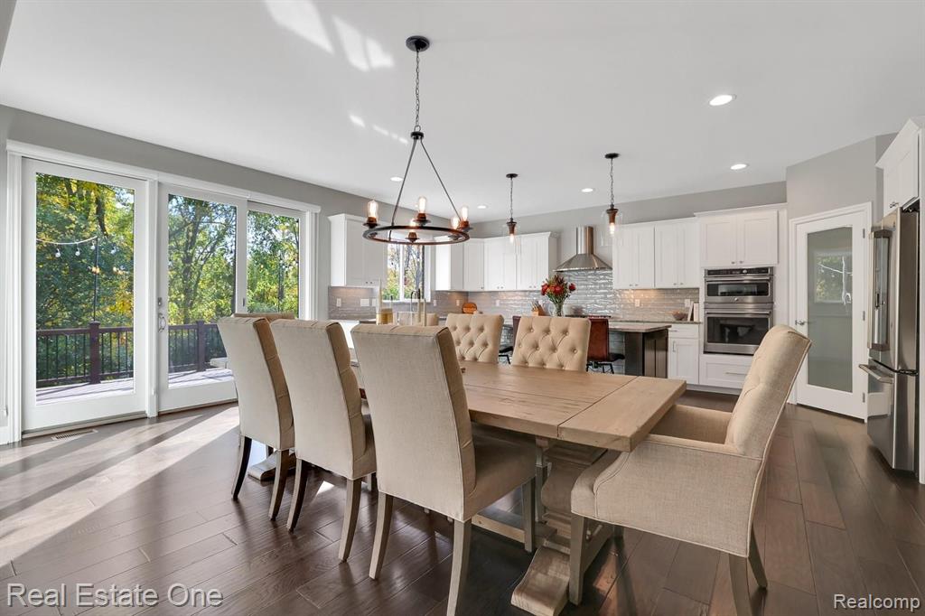 618 Robinson Drive Rochester Hills, MI 48307 - Photo 16 of 47