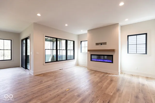 $8,950 | 871 Rosemary Gardens, Carmel, IN 46032