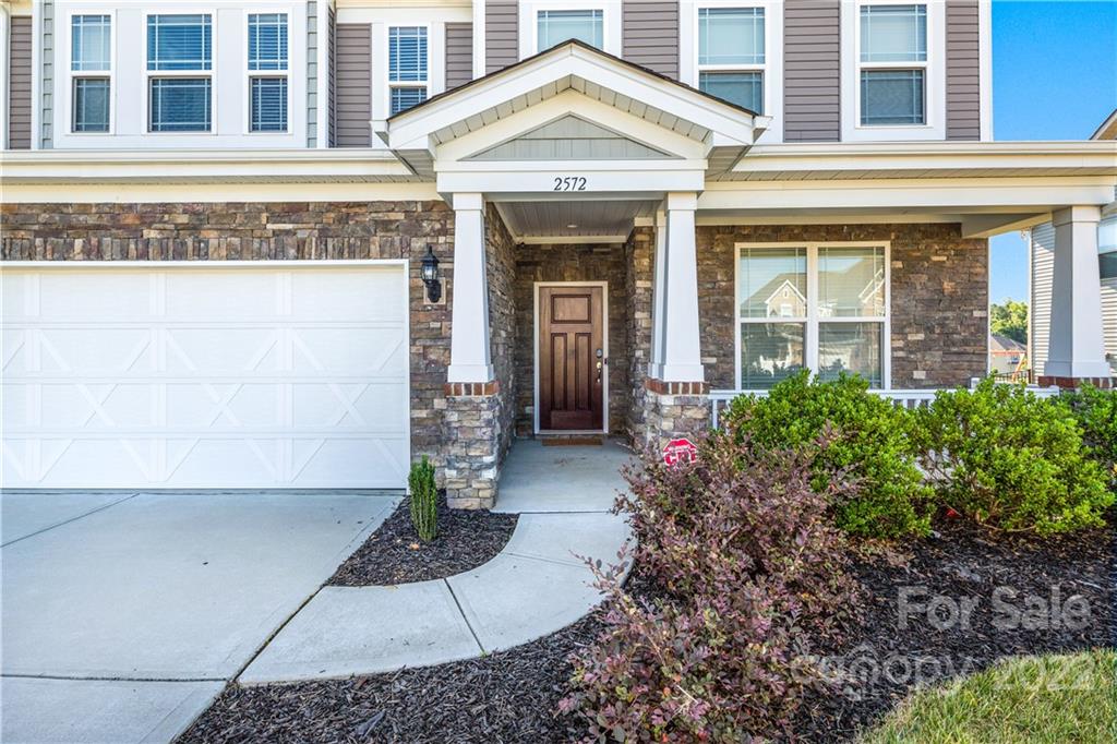 2572 Radburn Lane Concord, NC 28027 - Photo 3 of 46 Gallery Image 3