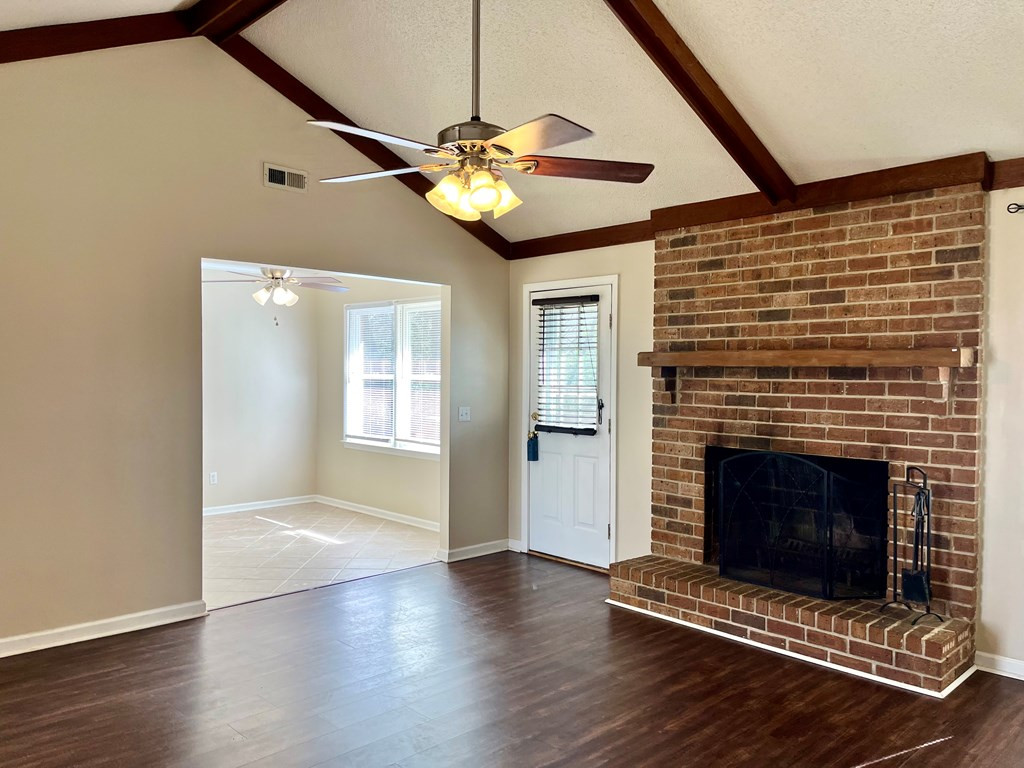 8100 Meeting House Road Dalzell, SC 29040 - Photo 6 of 29