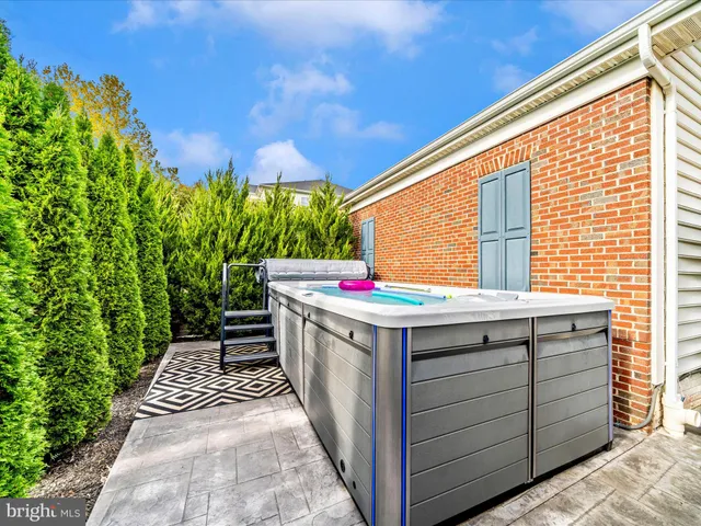 $1,049,900 | 22608 Sweetspire Drive, Clarksburg, MD 20871