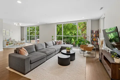 $999,000 | 1233 North Paulina Street, Unit 2, Chicago, IL 60622