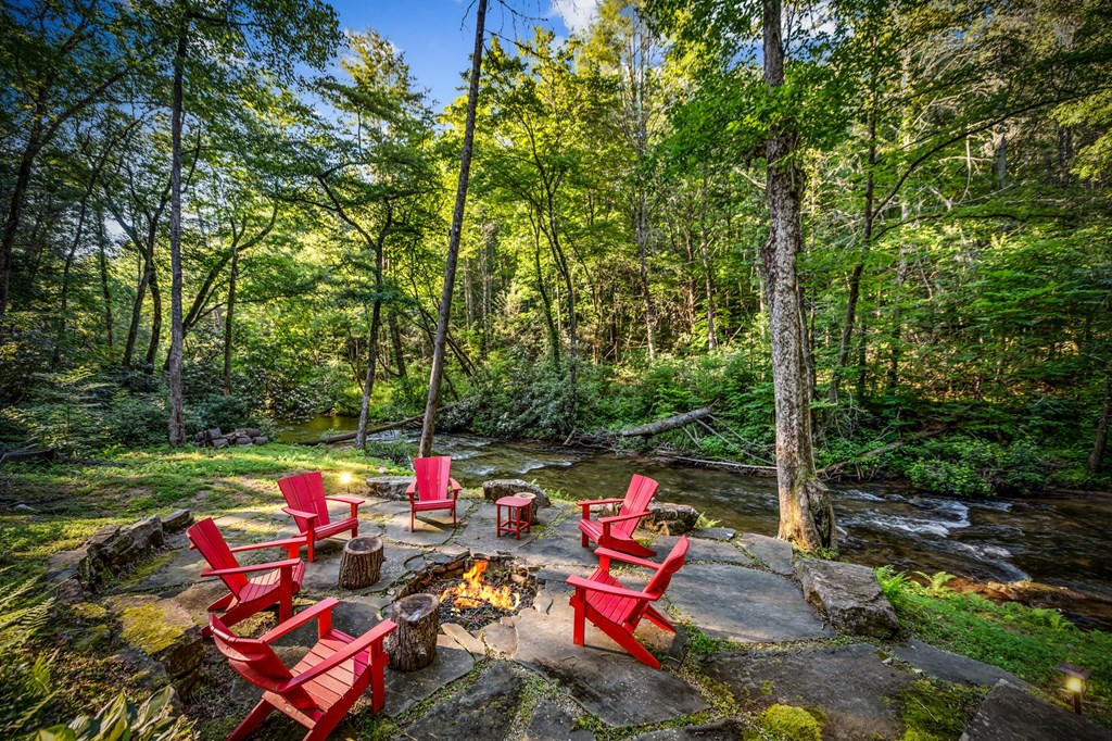 2695 Hwy 2 Blue Ridge Blue Ridge, GA 30513 - Photo 17 of 76