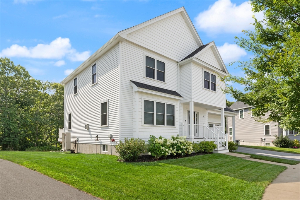 3 South Ridge Circle Salem, MA 01970 - Photo 3 of 41 Gallery Image 3