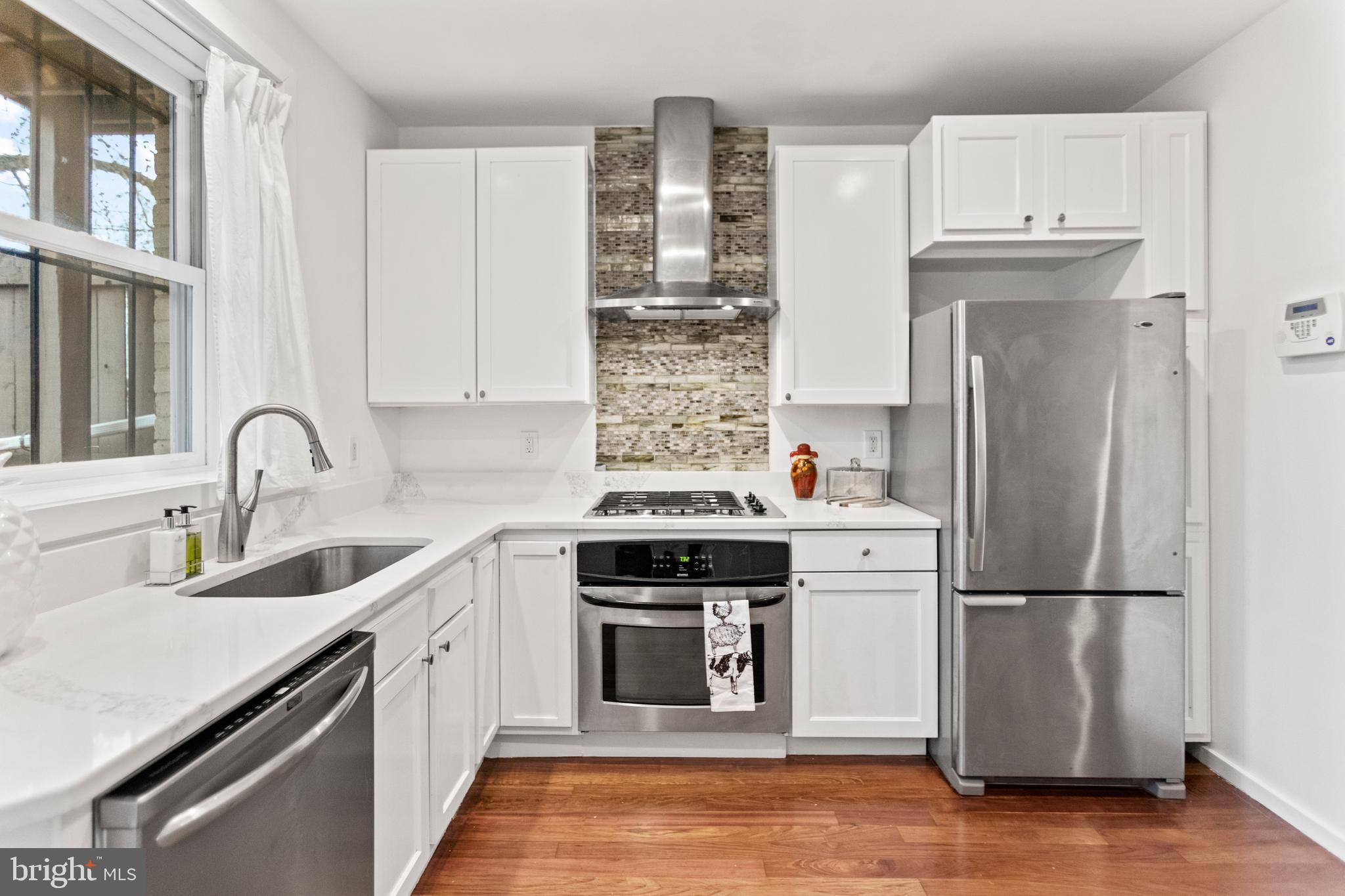 1849 L Street Northeast Washington, DC 20002 - Photo 6 of 18