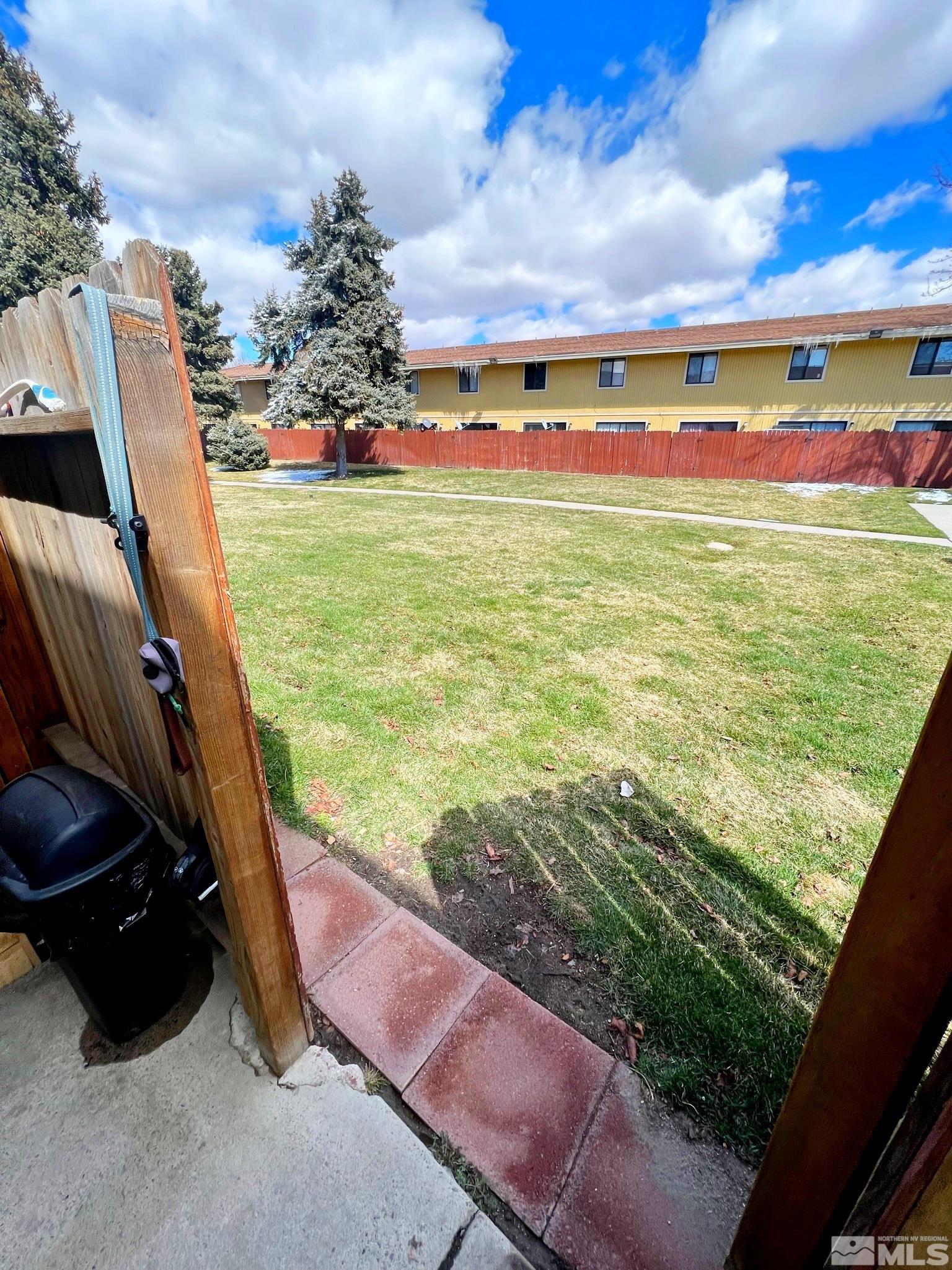 861 Nutmeg Place, Unit 8 Reno, NV 89502 - Photo 24 of 24 Photo 24