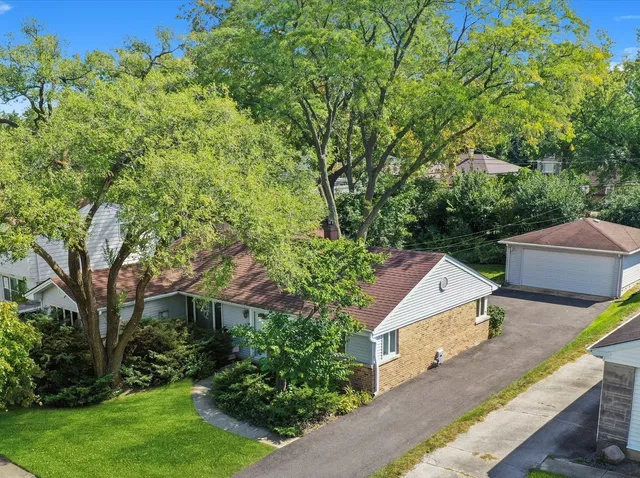 $149,900 | 243 Indianwood Boulevard, Park Forest, IL 60466