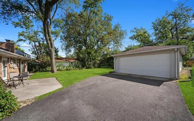 $149,900 | 243 Indianwood Boulevard, Park Forest, IL 60466