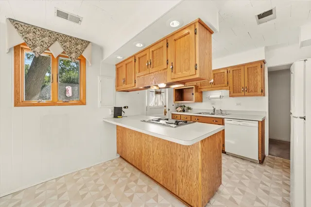 $149,900 | 243 Indianwood Boulevard, Park Forest, IL 60466