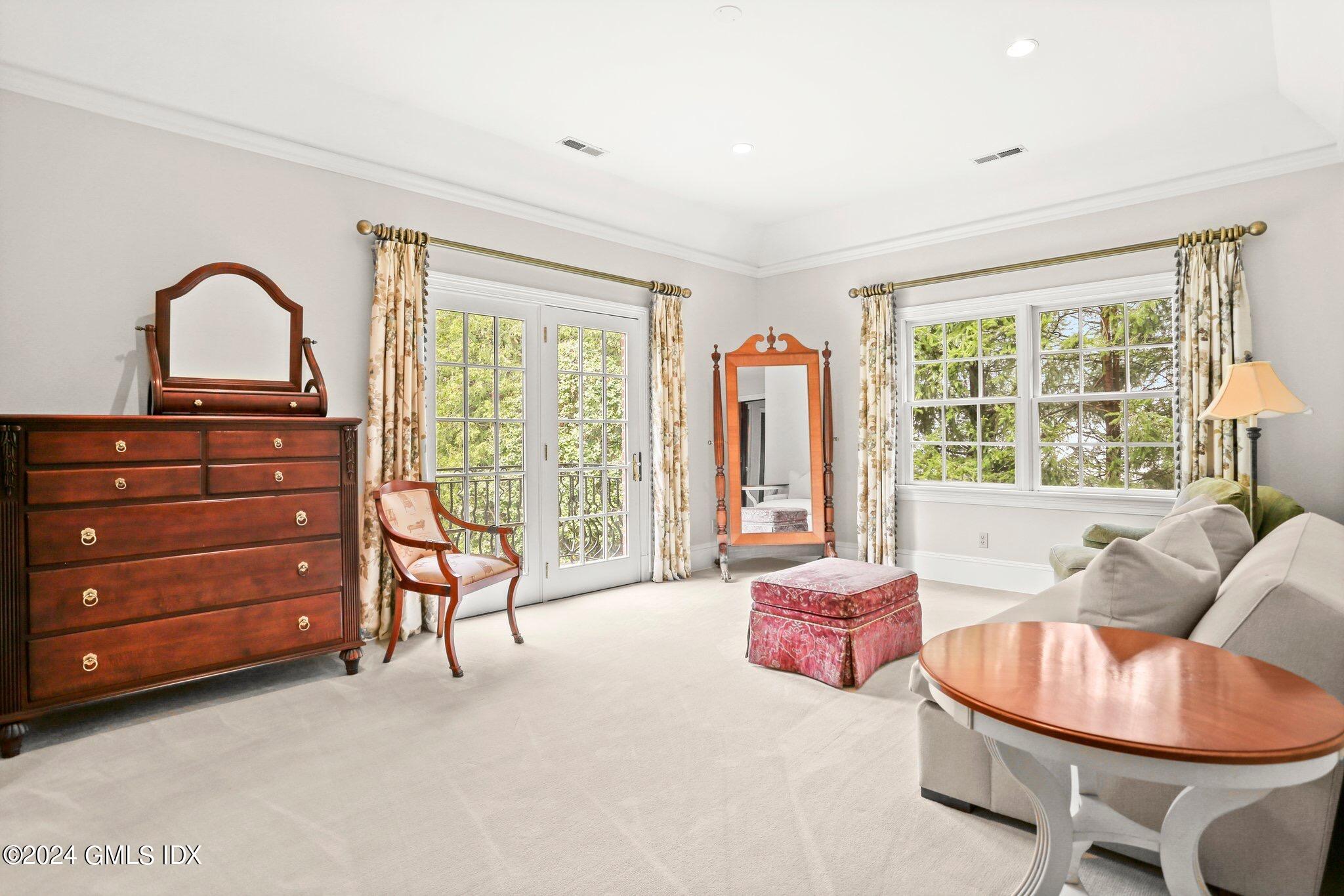 376 Westover Road Stamford, CT 06902 - Photo 20 of 37 Primary Sitting Room