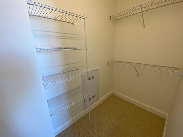 $2,593 | 875 Elm Street, Unit 903, Manchester, NH 03101