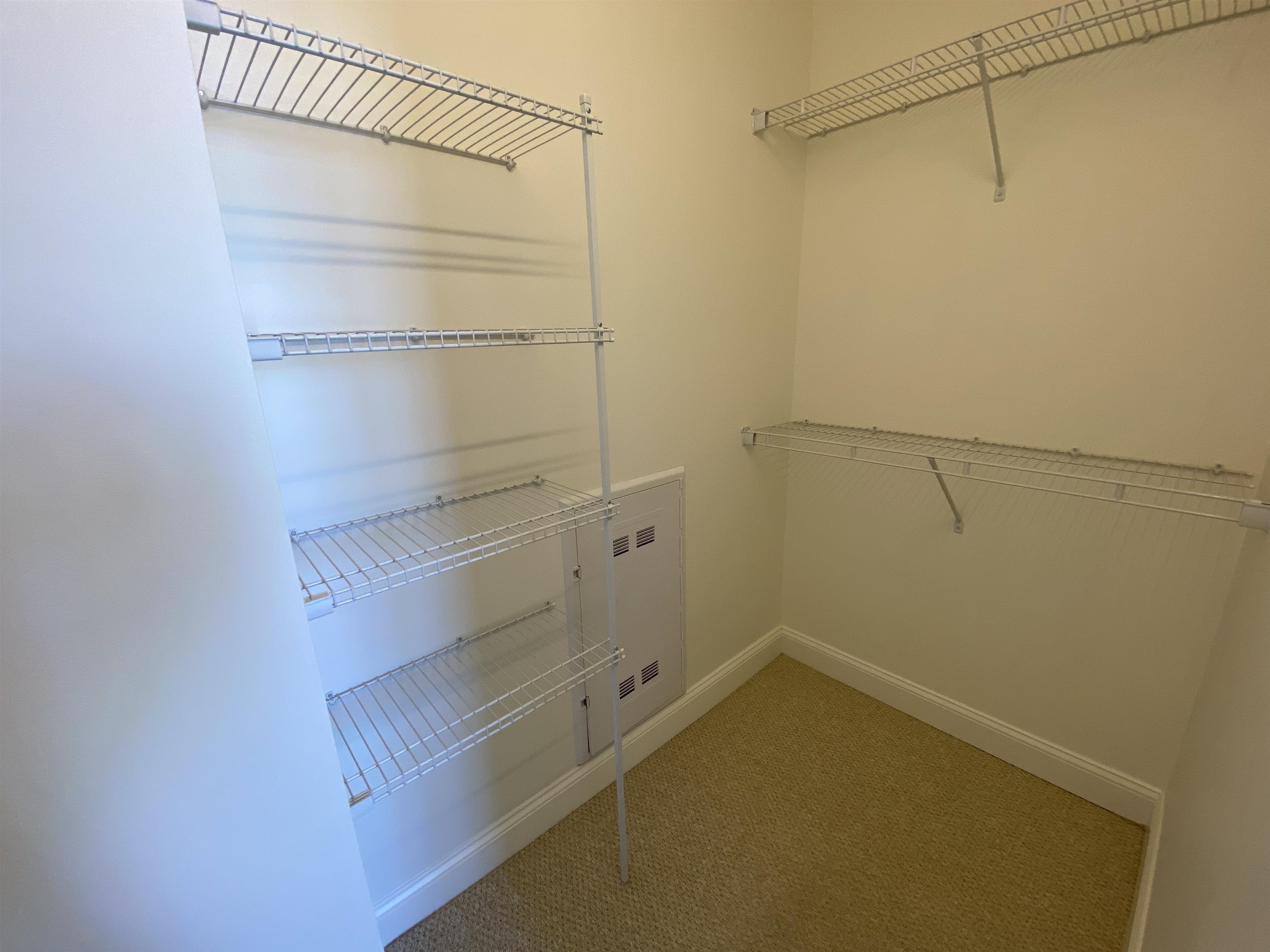 875 Elm Street, Unit 903 Manchester, NH 03101 - Photo 17 of 40