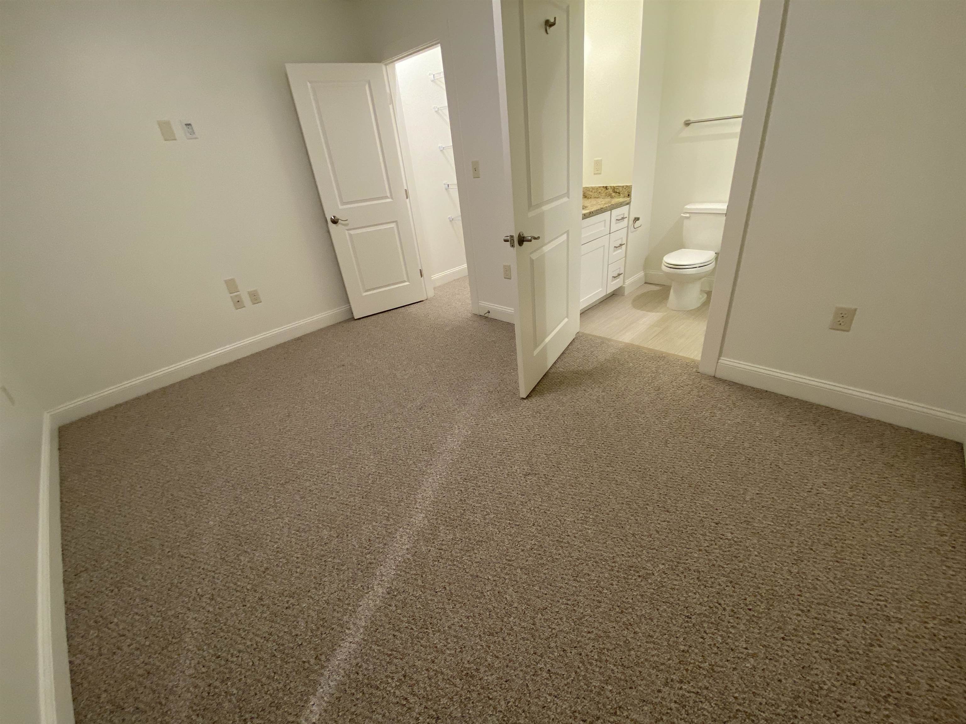 875 Elm Street, Unit 903 Manchester, NH 03101 - Photo 22 of 40