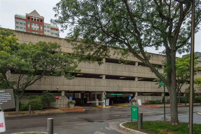 $2,593 | 875 Elm Street, Unit 903, Manchester, NH 03101