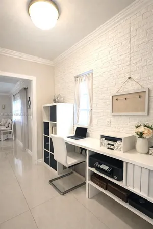 $3,900 | 70 Northwest 31st Street, Unit 1, Miami, FL 33127