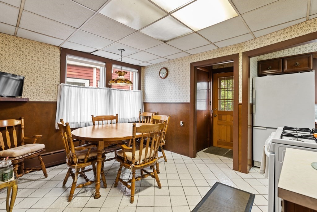 96 Loring Road Winthrop, MA 02152 - Photo 12 of 29