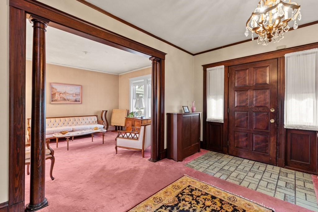 96 Loring Road Winthrop, MA 02152 - Photo 5 of 29