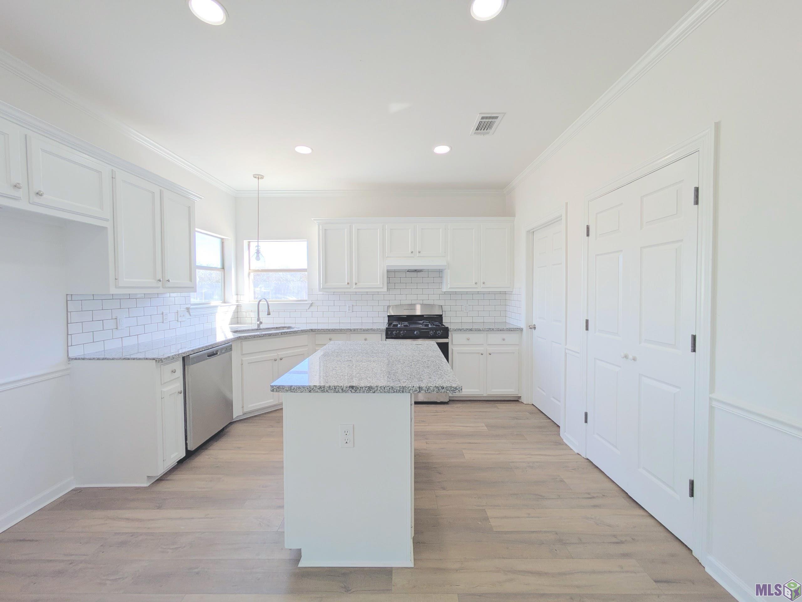 10569 Springrose Avenue Baton Rouge, LA 70810 - Photo 5 of 20 Gallery Image 5