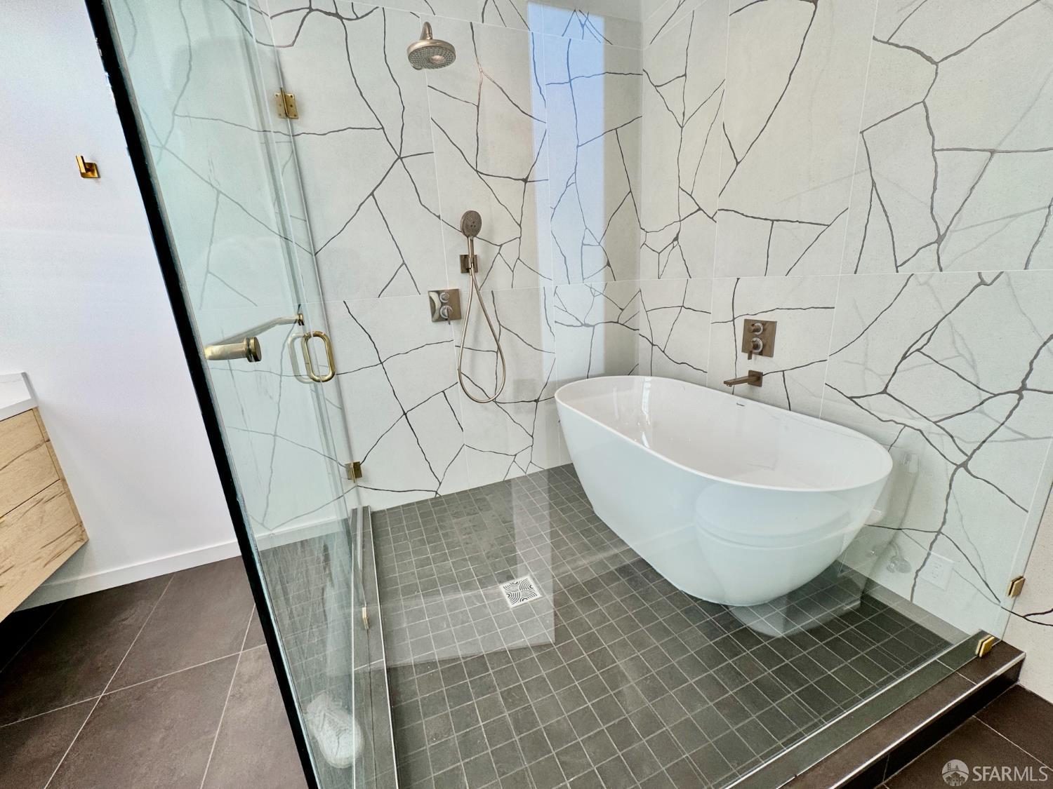 480 Andover Street San Francisco, CA 94110 - Photo 16 of 37