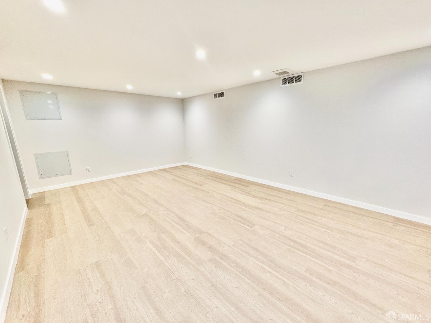 480 Andover Street San Francisco, CA 94110 - Photo 24 of 37